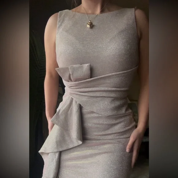 Betsy & Adam Shimmer Dress in Cream - Picture 2 of 7